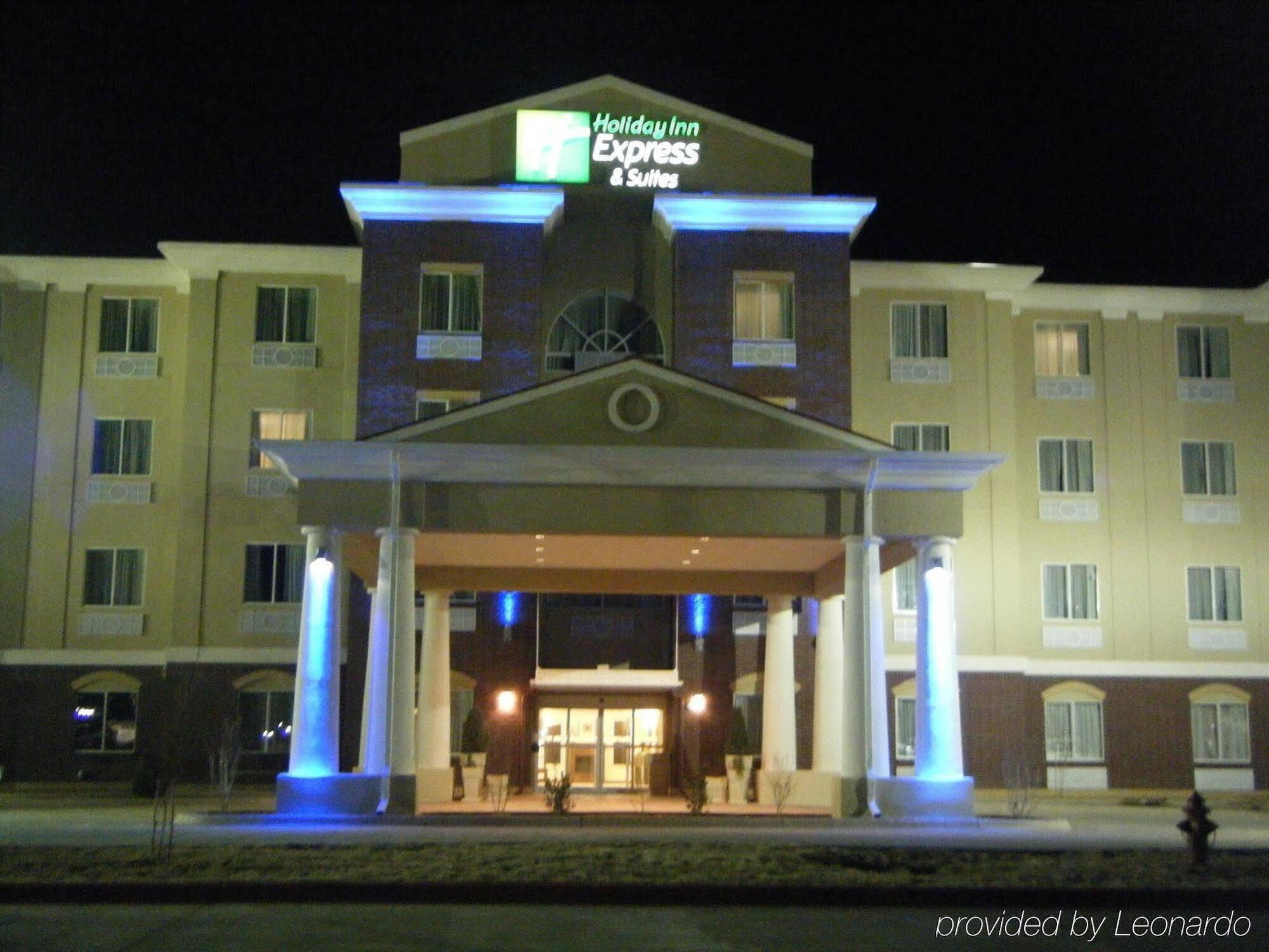 Holiday Inn Express Hotel & Suites Dumas By Ihg Eksteriør billede